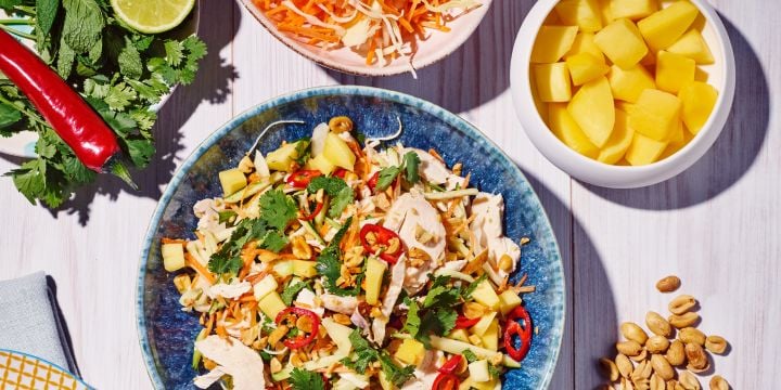 Salade de poulet vietnamienne, vinaigrette à la mangue